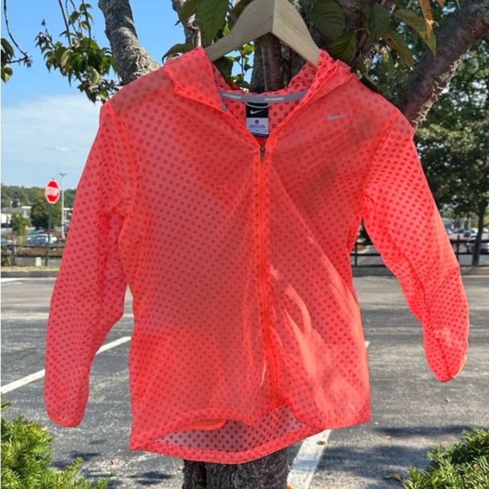 Nike Coral Running Jacket 🧥